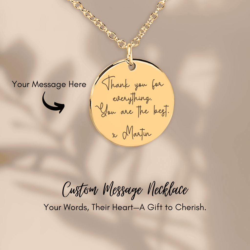 Collar con mensaje escrito a mano