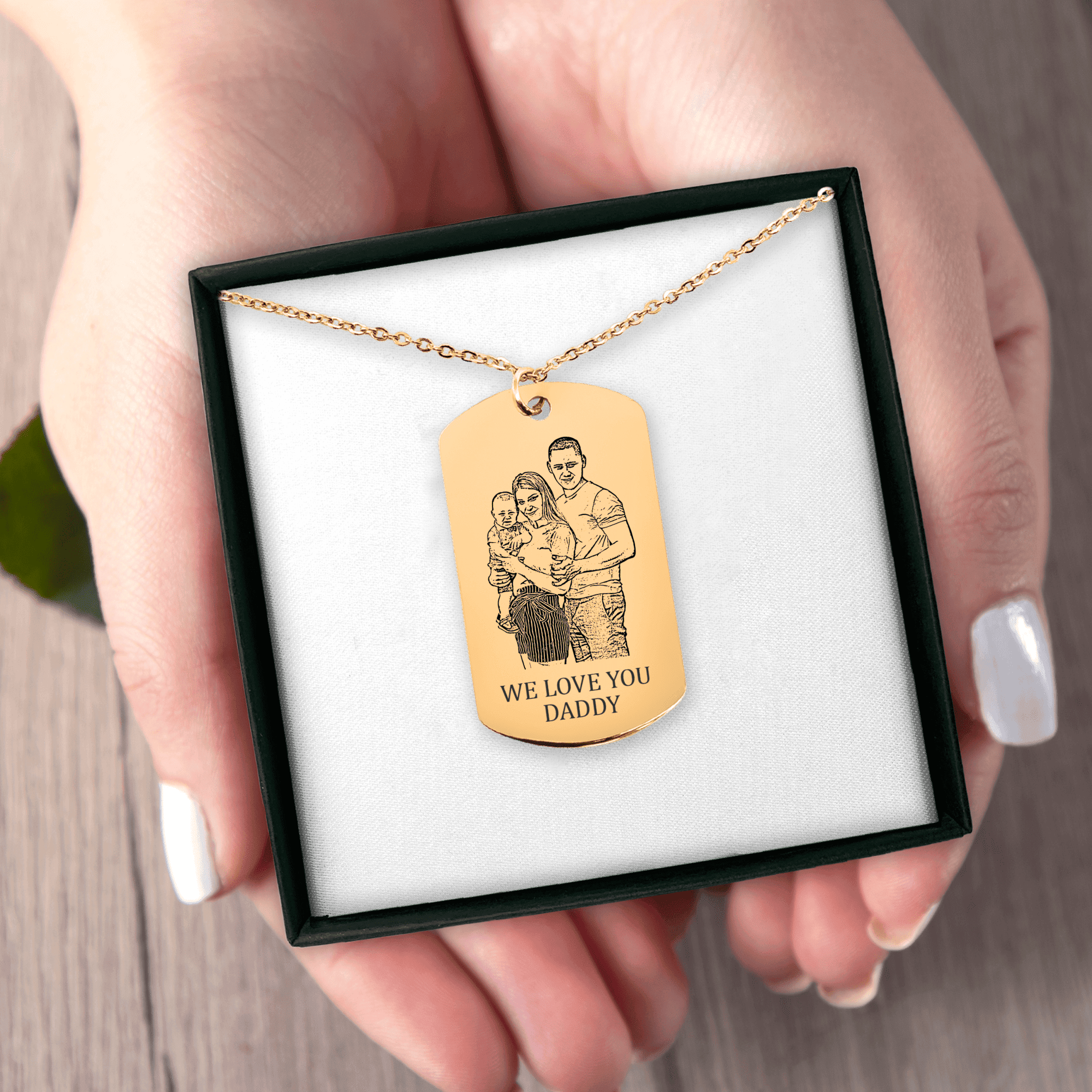 Collar con retrato familiar personalizado